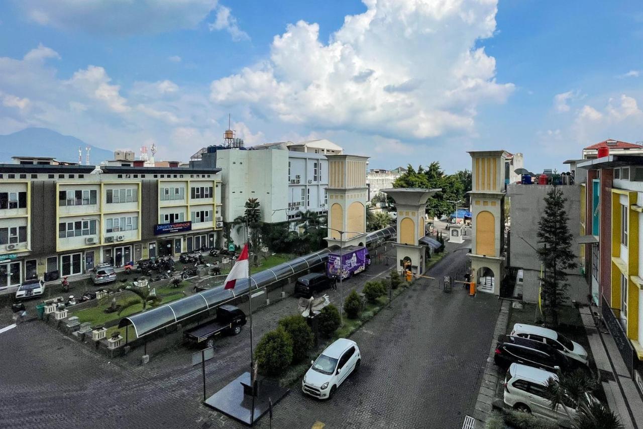 Redliving Gateway Cicadas - Premium Apartemen